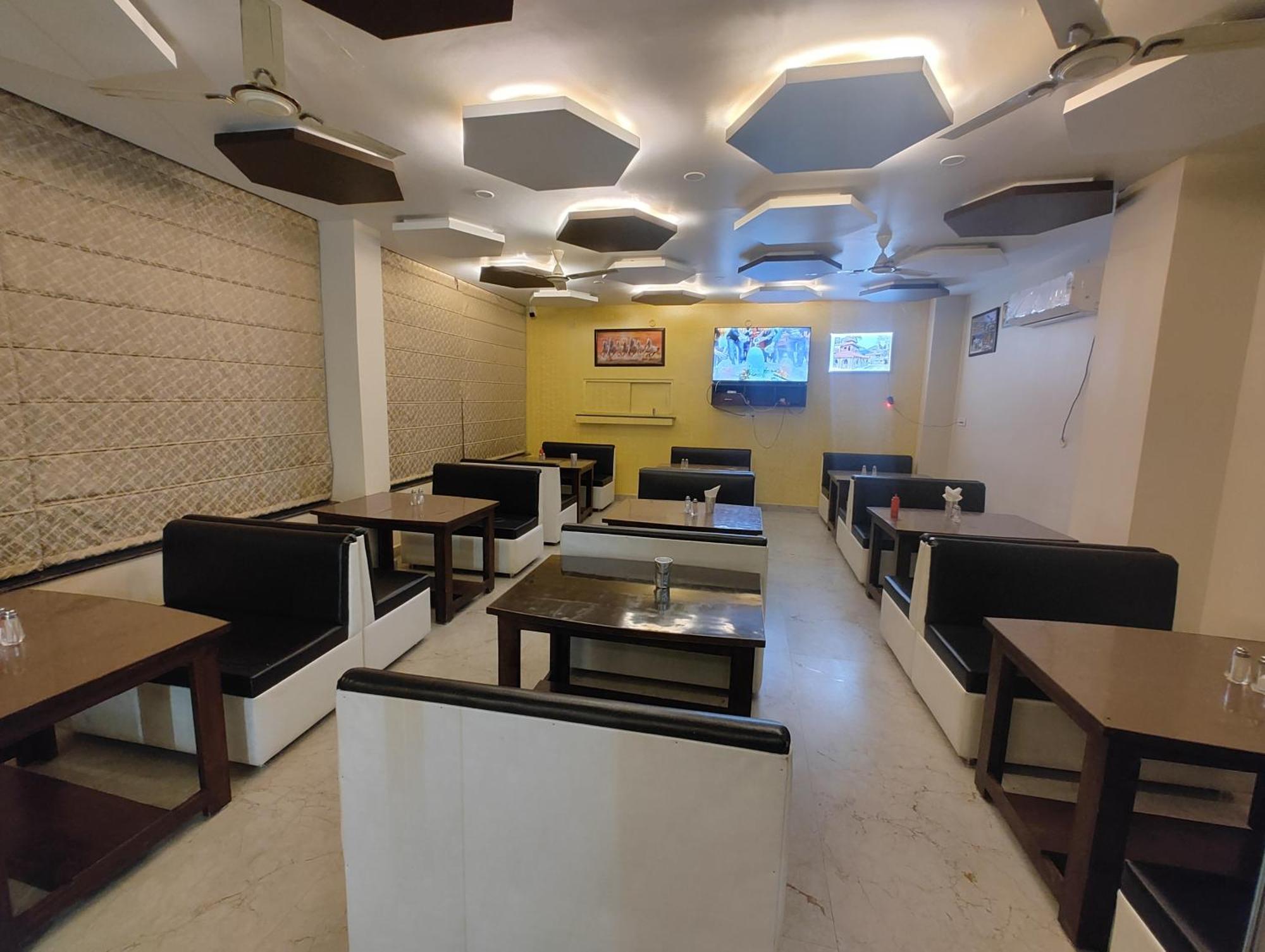 Hotel Anantam Residency Uttarkāshi Buitenkant foto