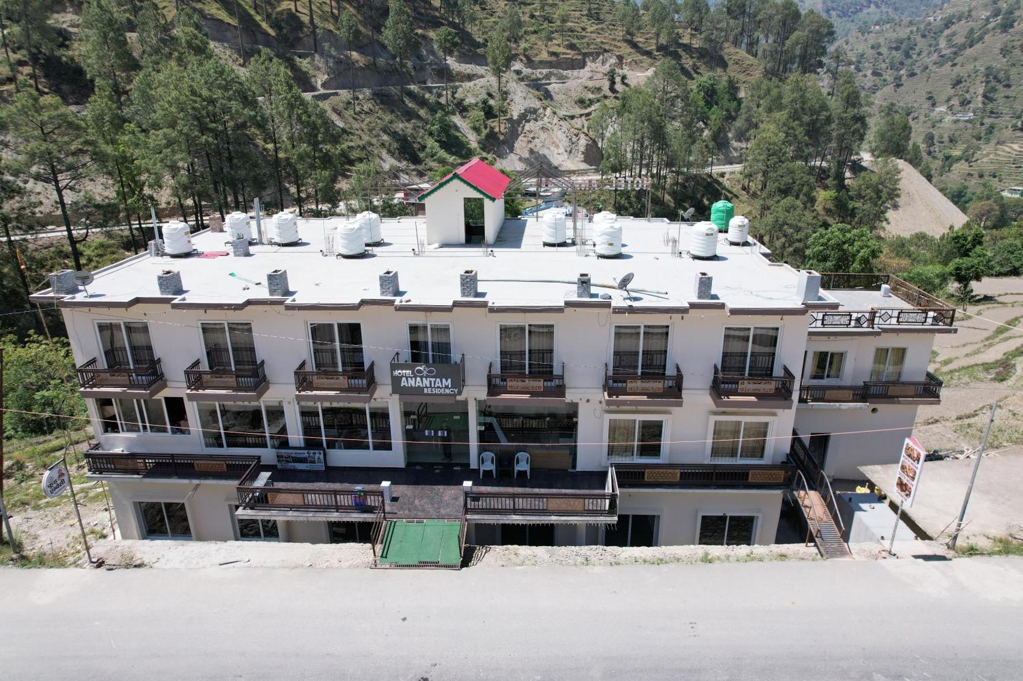 Hotel Anantam Residency Uttarkāshi Buitenkant foto